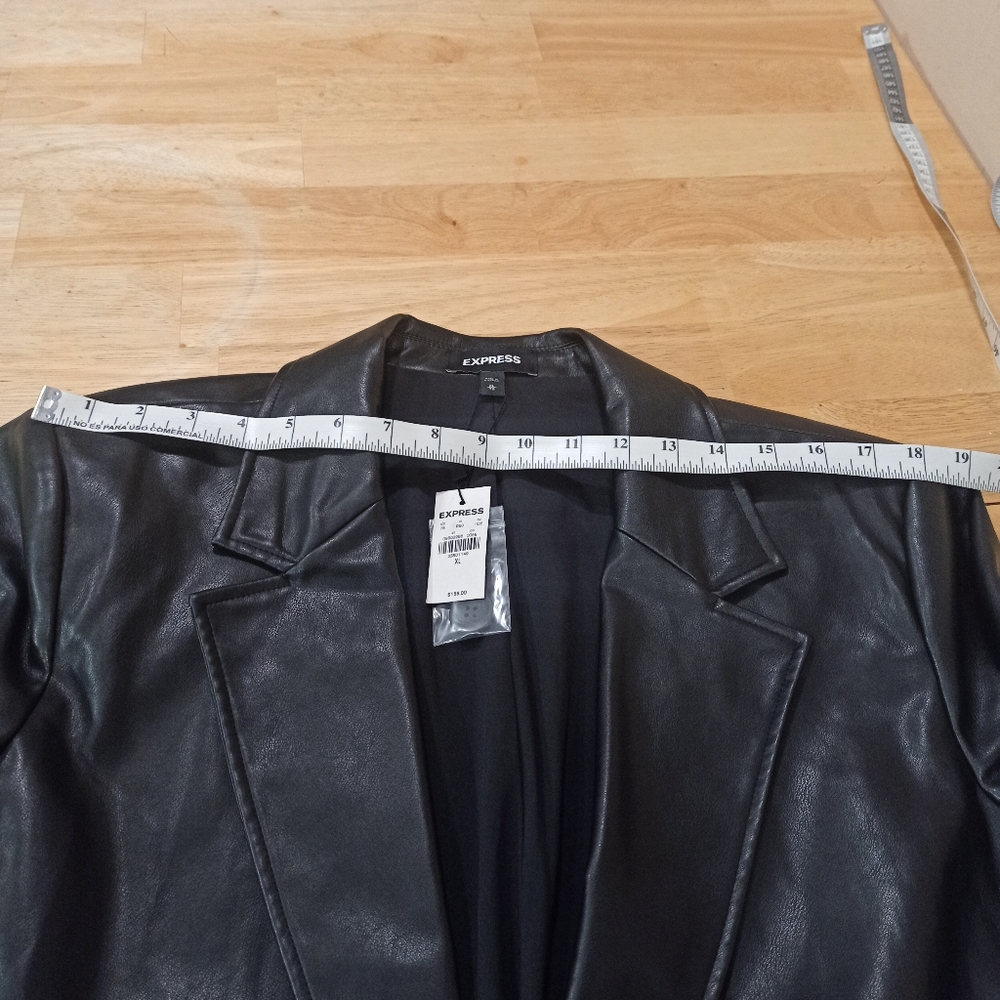 NEW EXPRESS BLACK FAUX LEATHER ONE BUTTON BLAZER JACKET SZ XL - Picture 13 of 16